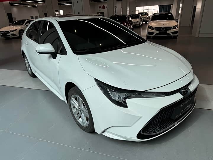 Фото 3 - Toyota Levin