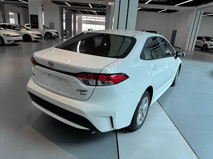 Фото 4 - Toyota Levin