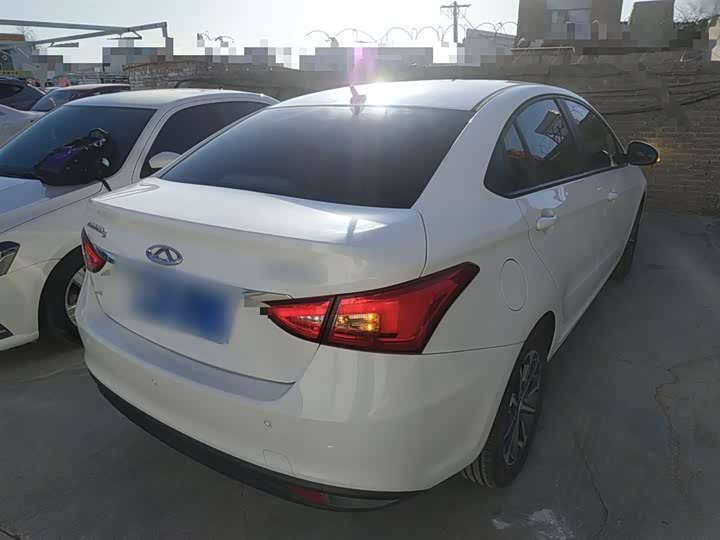 Фото 7 - Chery Arrizo 5