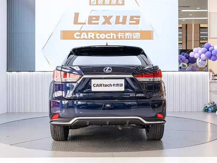 Фото 5 - Lexus RX