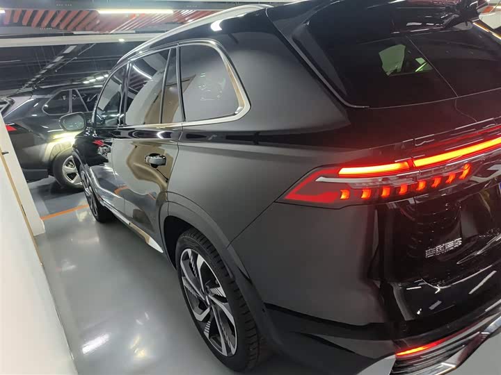 Фото 5 - Geely Monjaro