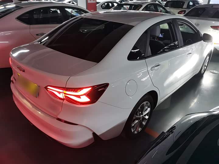 Фото 7 - Chevrolet Monza