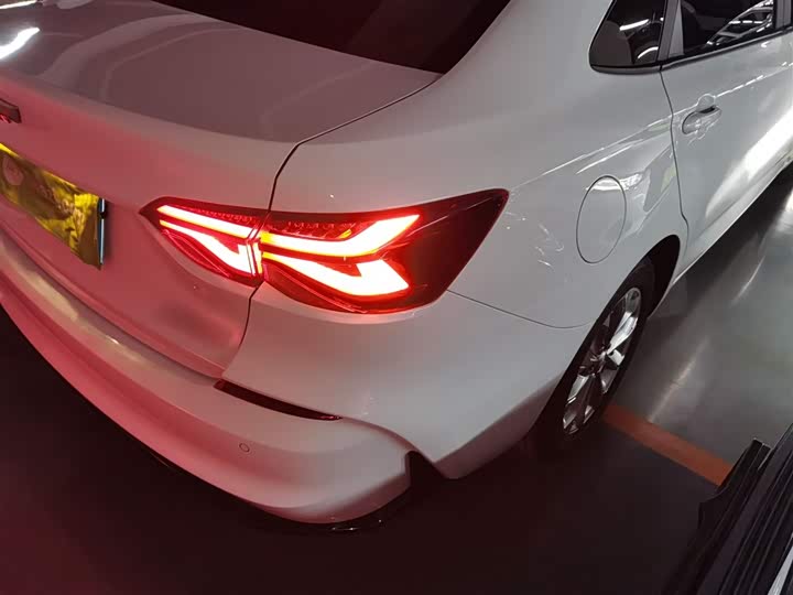 Фото 8 - Chevrolet Monza