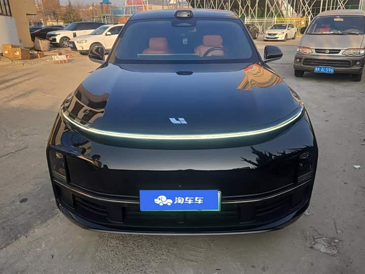 Фото 2 - LiXiang L8