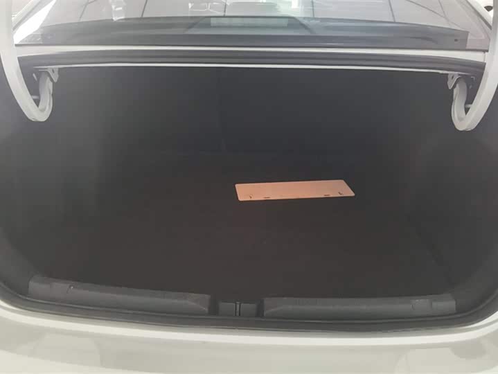 Фото 4 - Volkswagen Lavida