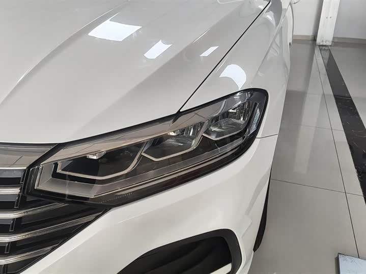 Фото 5 - Volkswagen Lavida