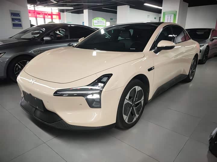 Фото 2 - XPeng Mona M03