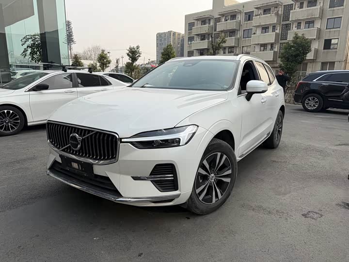 Фото 1 - Volvo XC60