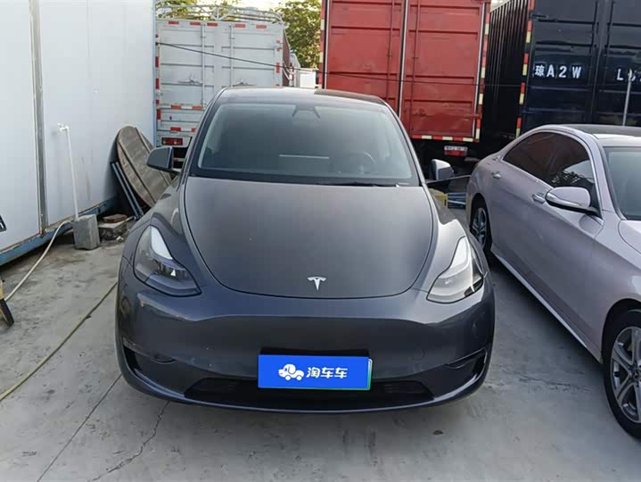 Фото 2 - Tesla Model Y