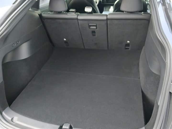 Фото 4 - Tesla Model Y