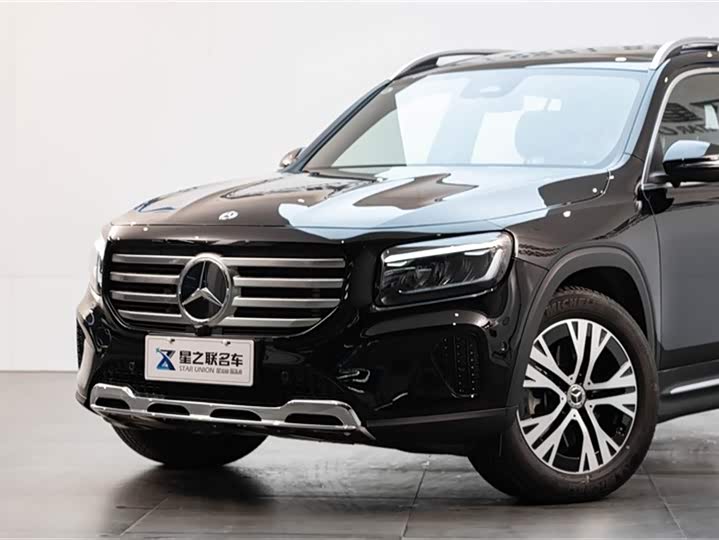 Фото 2 - Mercedes-Benz GLB-Class
