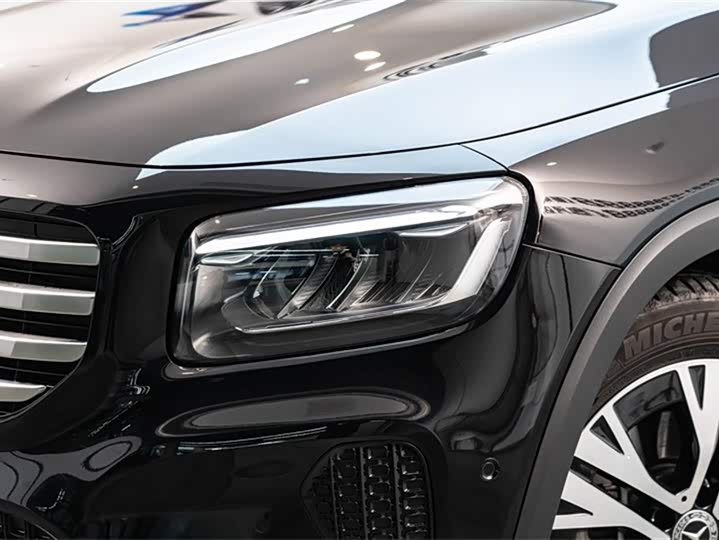 Фото 4 - Mercedes-Benz GLB-Class