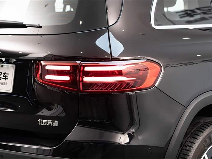 Фото 7 - Mercedes-Benz GLB-Class