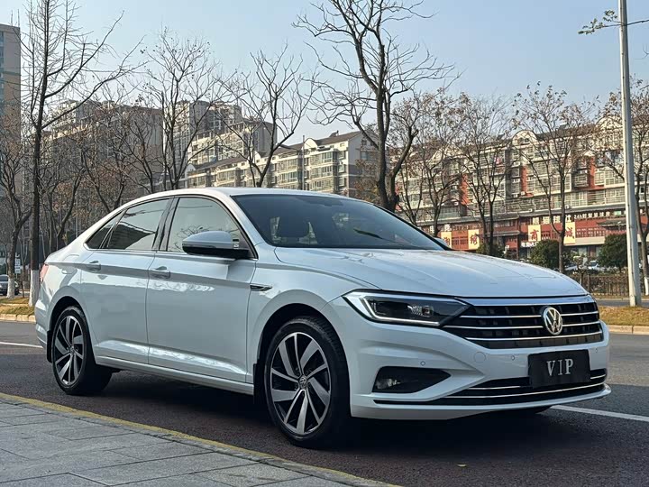 Фото 2 - Volkswagen Sagitar L