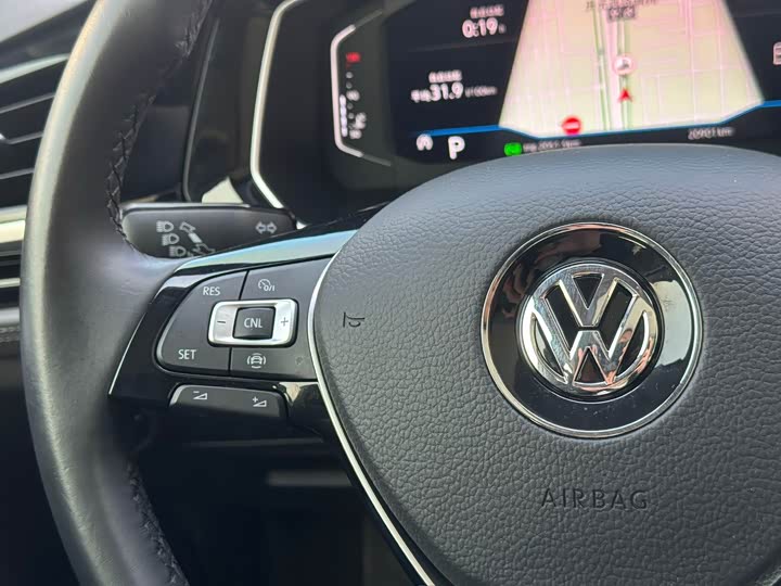 Фото 7 - Volkswagen Sagitar L