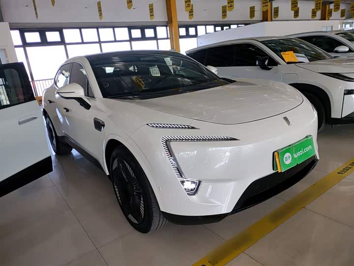 Фото 4 - Avatr 11