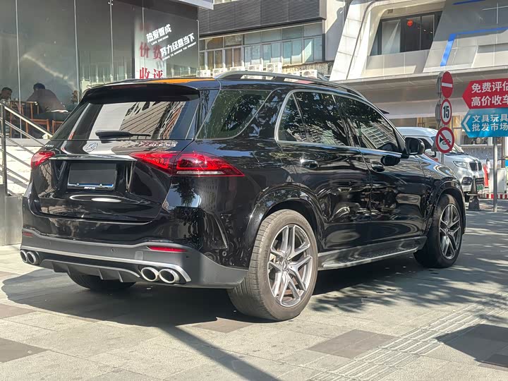 Фото 9 - Mercedes-Benz GLE-Class AMG