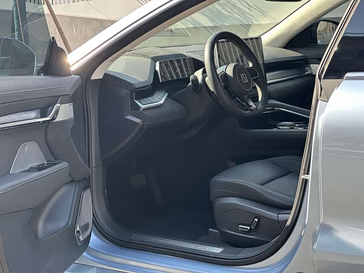 Фото 8 - Zeekr 001