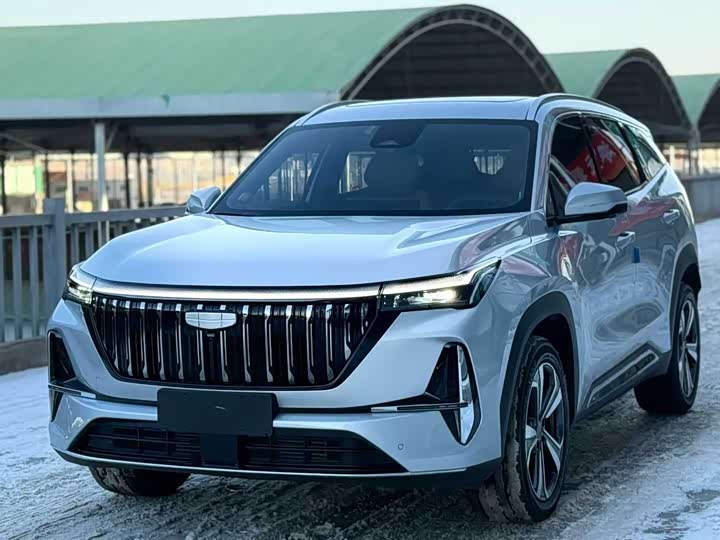 Фото 1 - Geely Atlas L