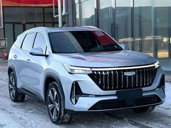 Фото 3 - Geely Atlas L