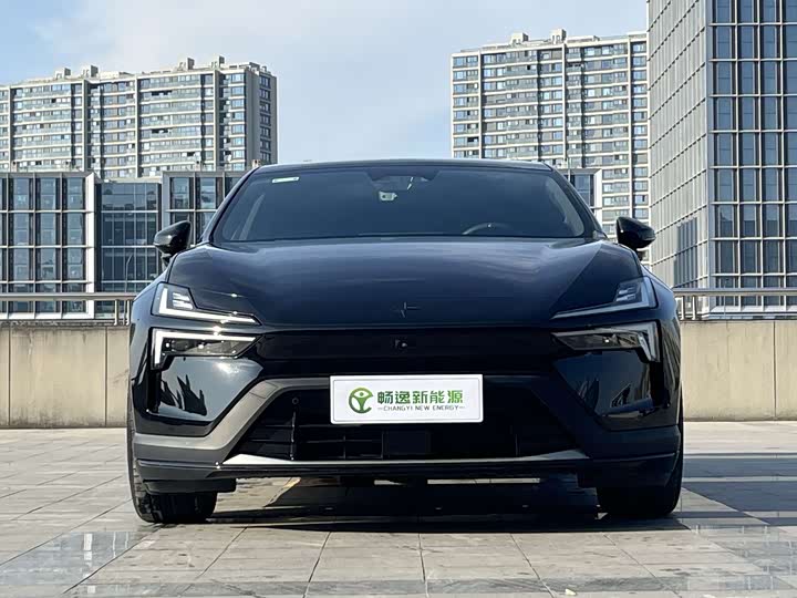 Фото 2 - Polestar 4