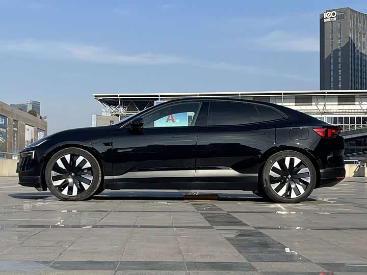 Фото 7 - Polestar 4