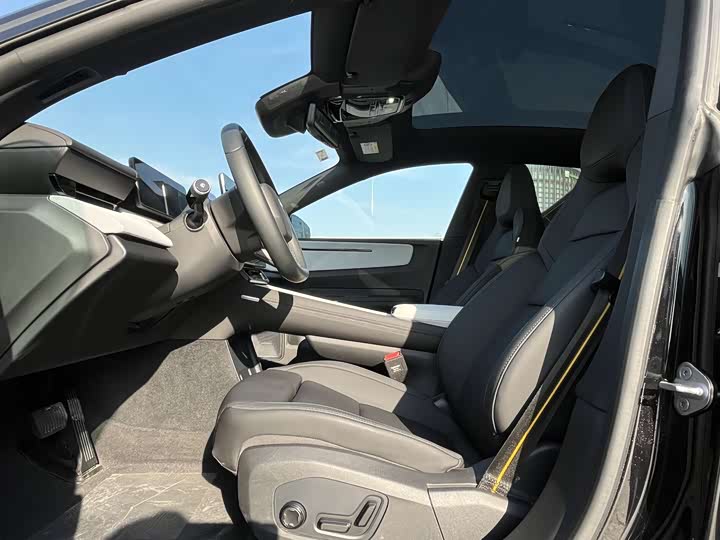 Фото 9 - Polestar 4