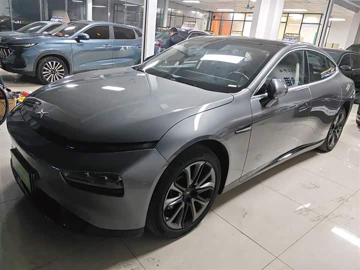 Фото 2 - XPeng P7