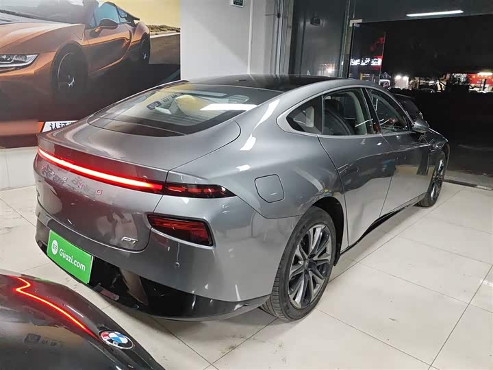 Фото 7 - XPeng P7