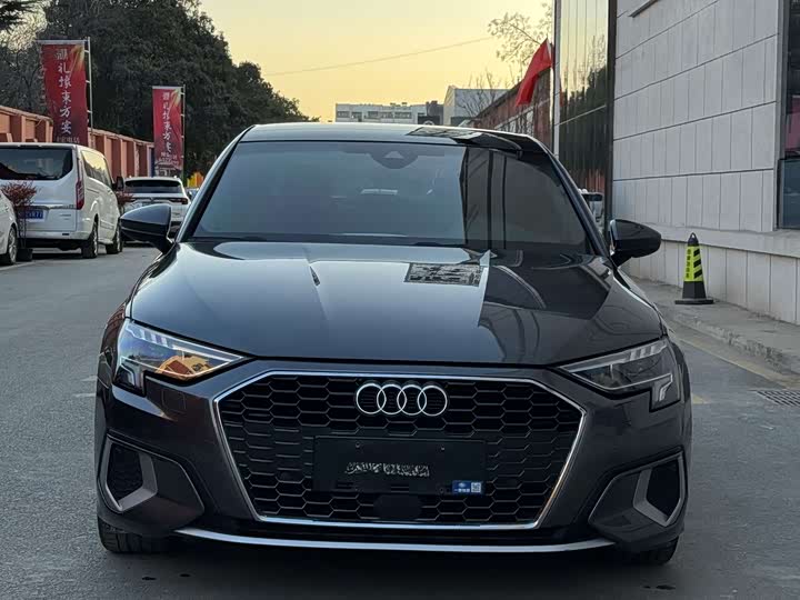 Фото 2 - Audi A3