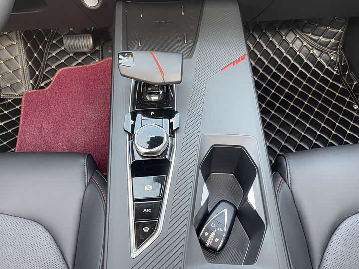 Фото 7 - Changan Oshan Z6