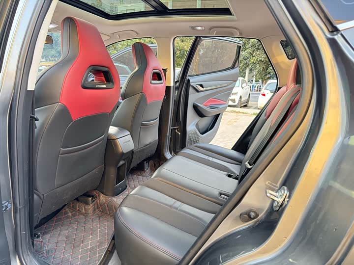 Фото 7 - Changan Oshan X5