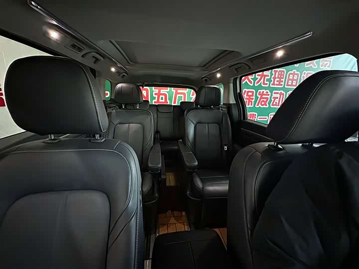 Фото 6 - GAC Trumpchi M8