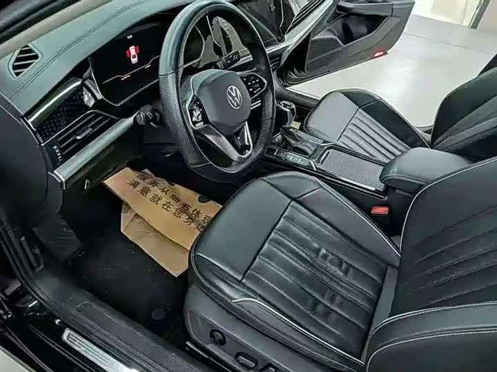 Фото 5 - Volkswagen Passat