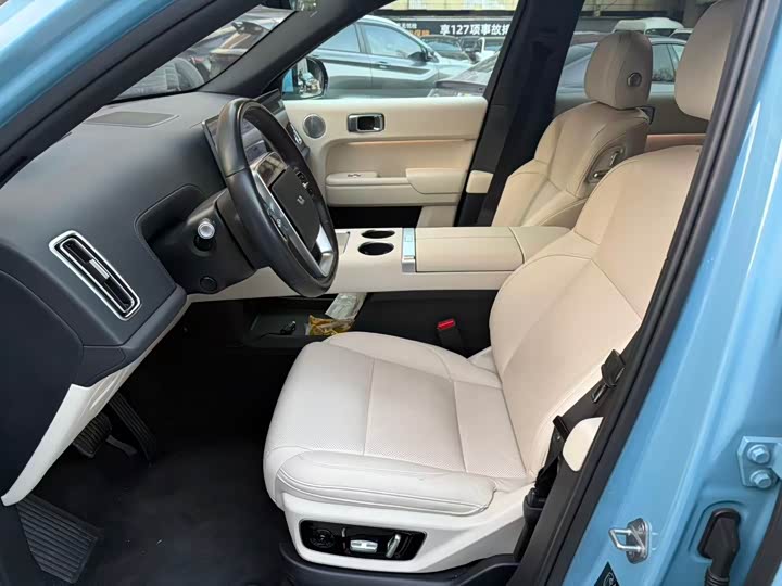 Фото 4 - LiXiang L7