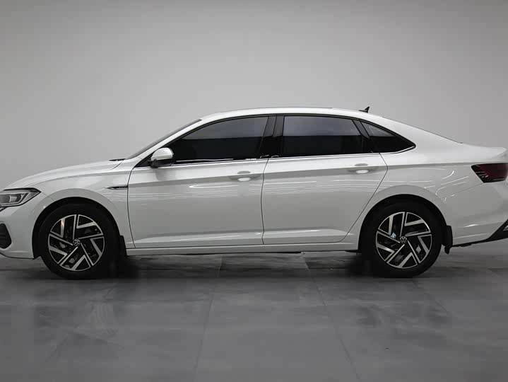 Фото 3 - Volkswagen Sagitar L