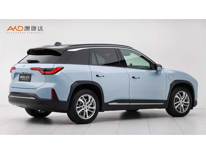 Фото 3 - Nio ES6