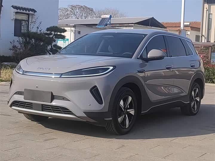 Фото 2 - BYD Sea Lion 05 EV