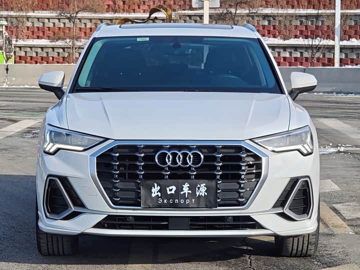 Фото 2 - Audi Q3