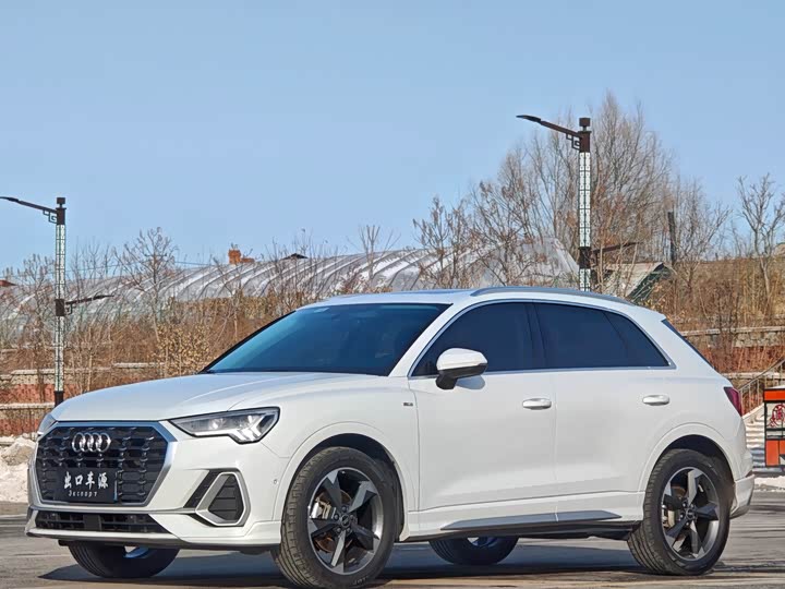 Фото 3 - Audi Q3