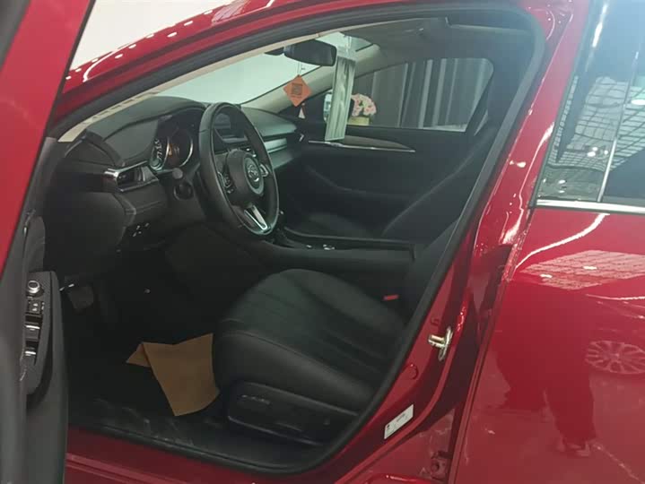 Фото 9 - Mazda Atenza