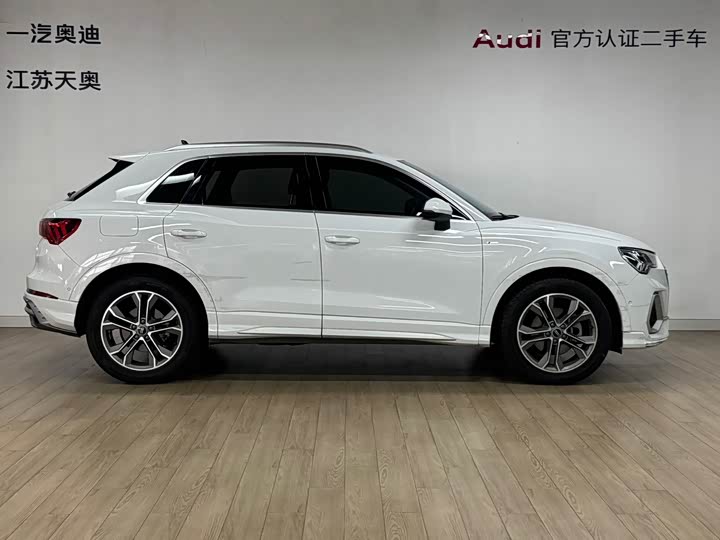 Фото 3 - Audi Q3