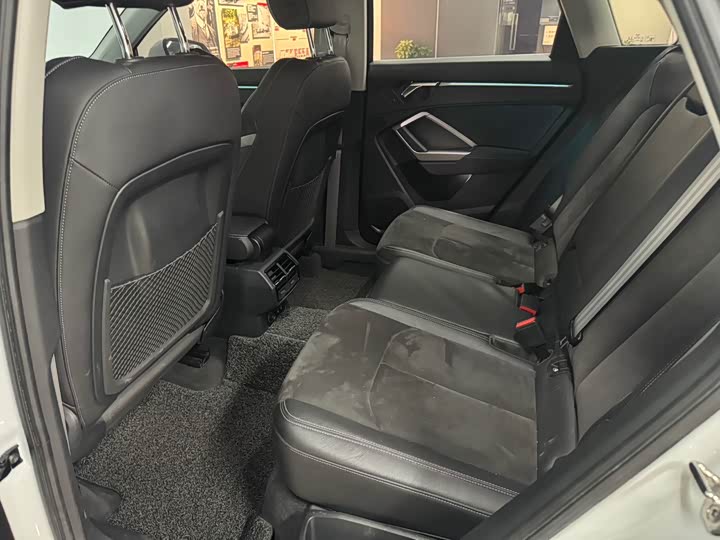 Фото 7 - Audi Q3