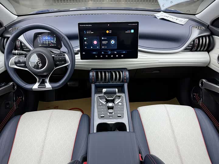 Фото 6 - BYD Yuan Plus