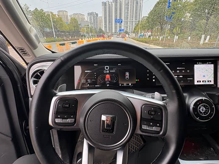 Фото 5 - Tank 300