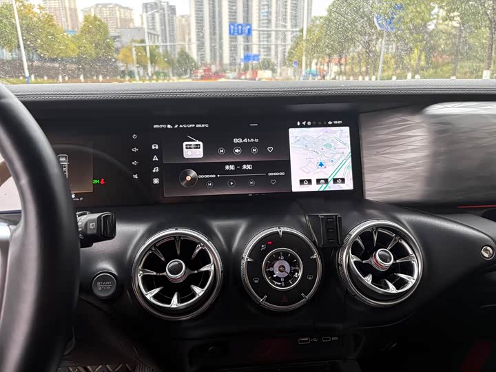 Фото 6 - Tank 300