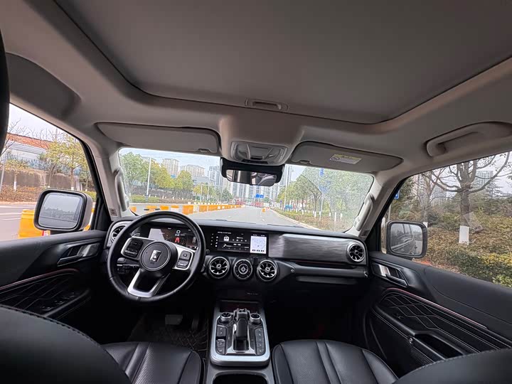 Фото 9 - Tank 300