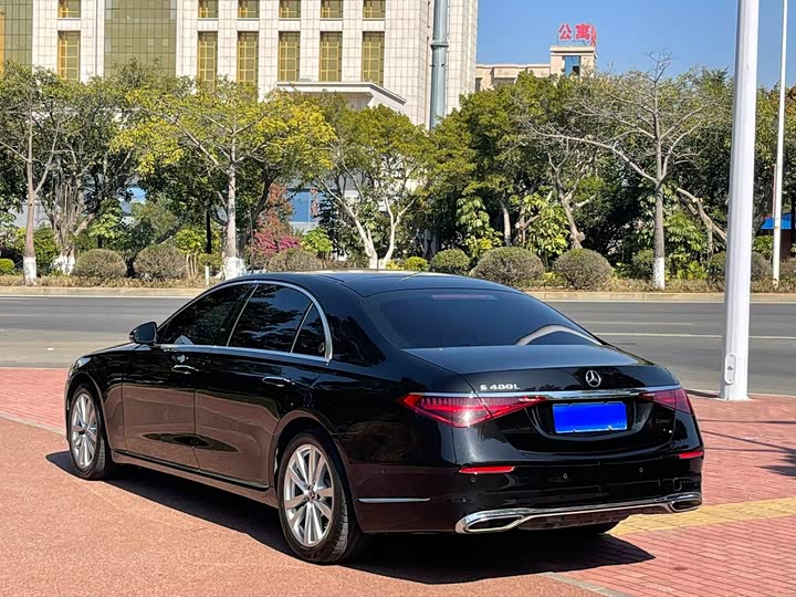 Фото 8 - Mercedes-Benz S-Class