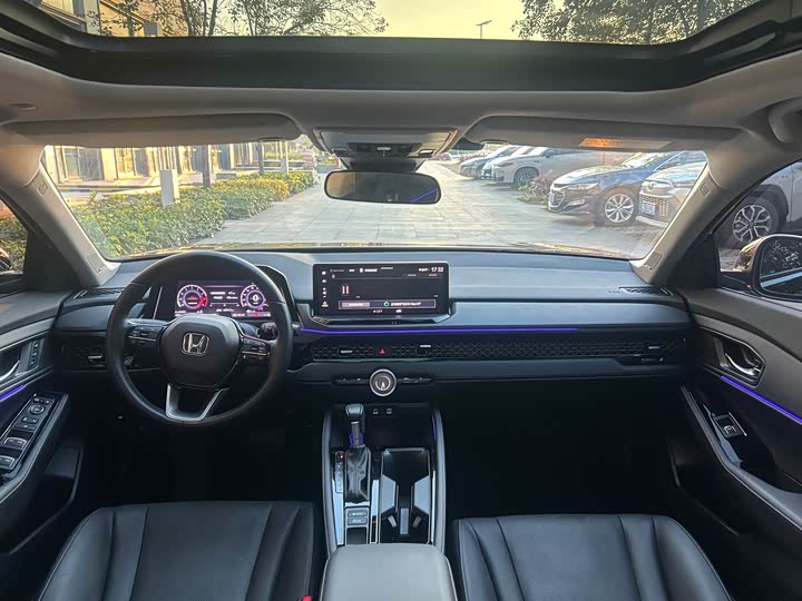 Фото 5 - Honda Accord