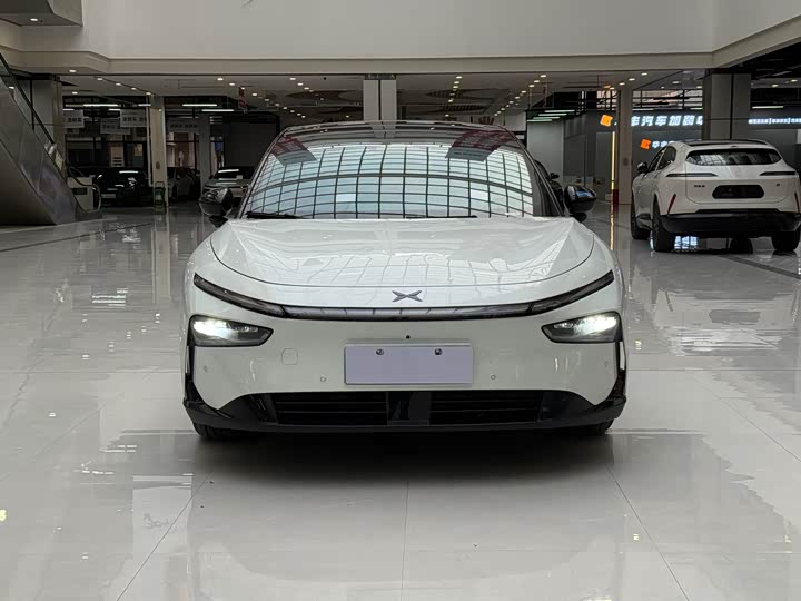 Фото 2 - XPeng F57